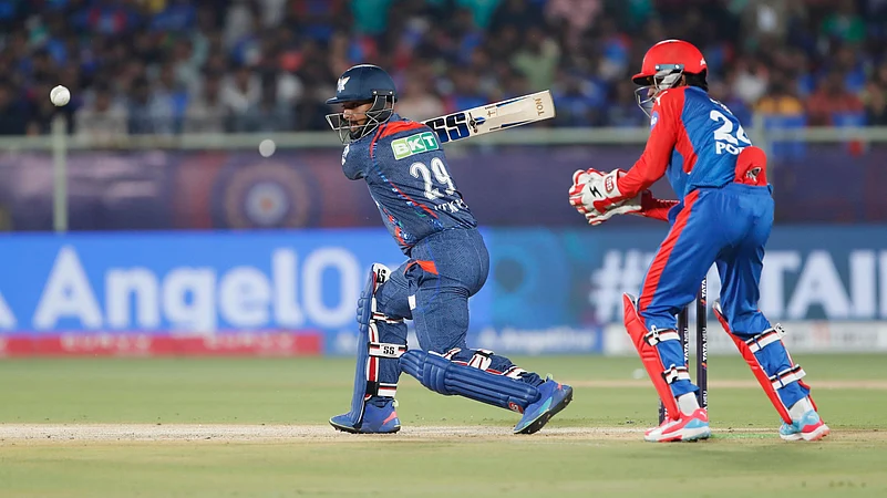 lucknow super giants vs delhi capitals match scorecard